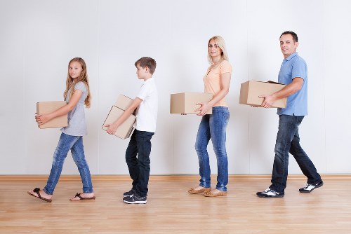 Professional moving support for homes and businesses in Petersham